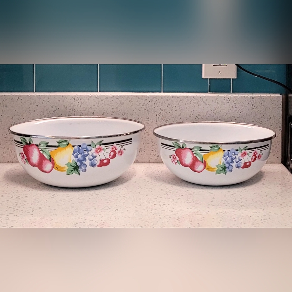 GMI Vintage Mixing Bowls (2) White Enamel over Metal, Fruit Design